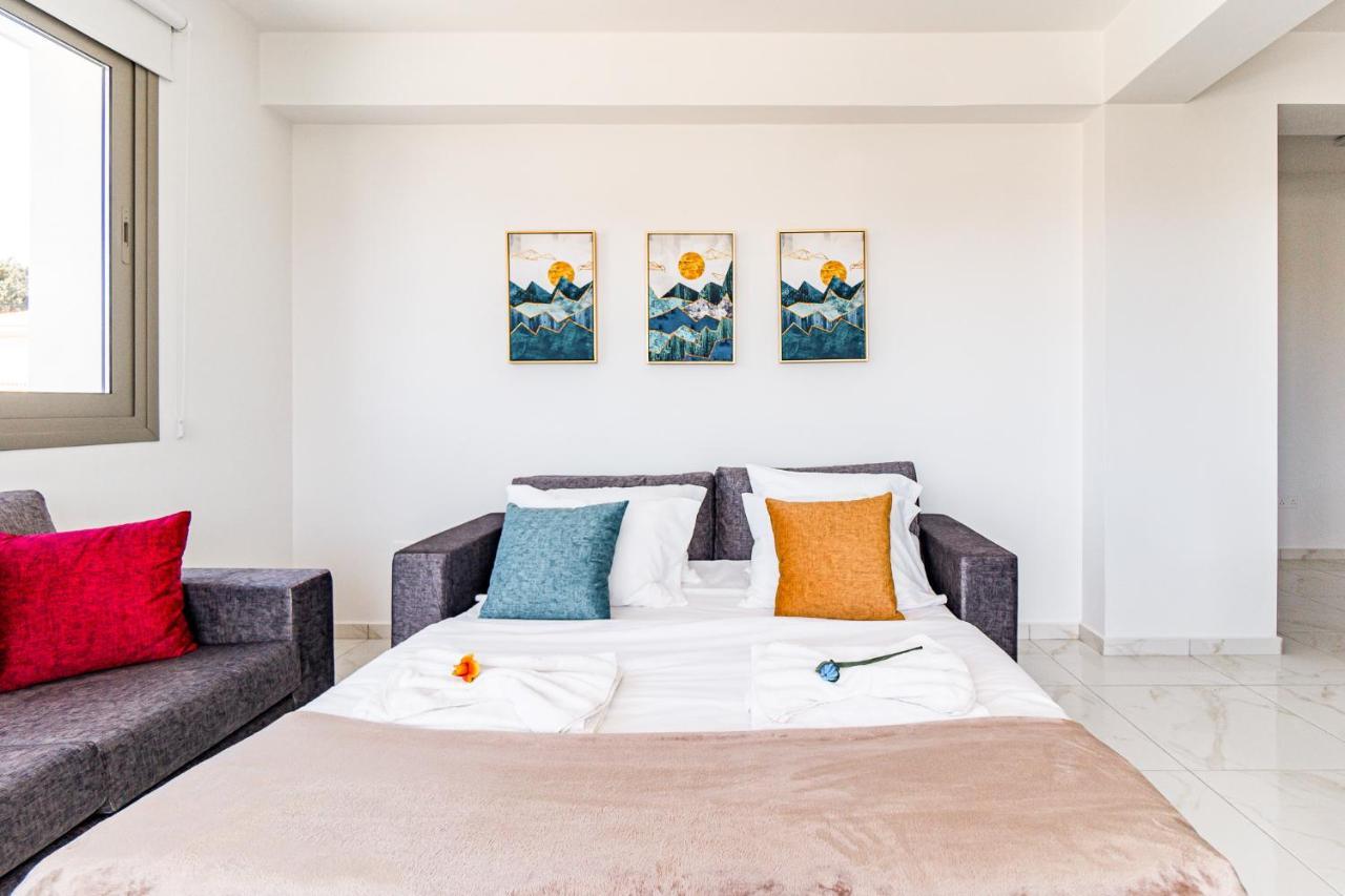 Adolina Apartments By Ezoria Villas Πάφος Εξωτερικό φωτογραφία