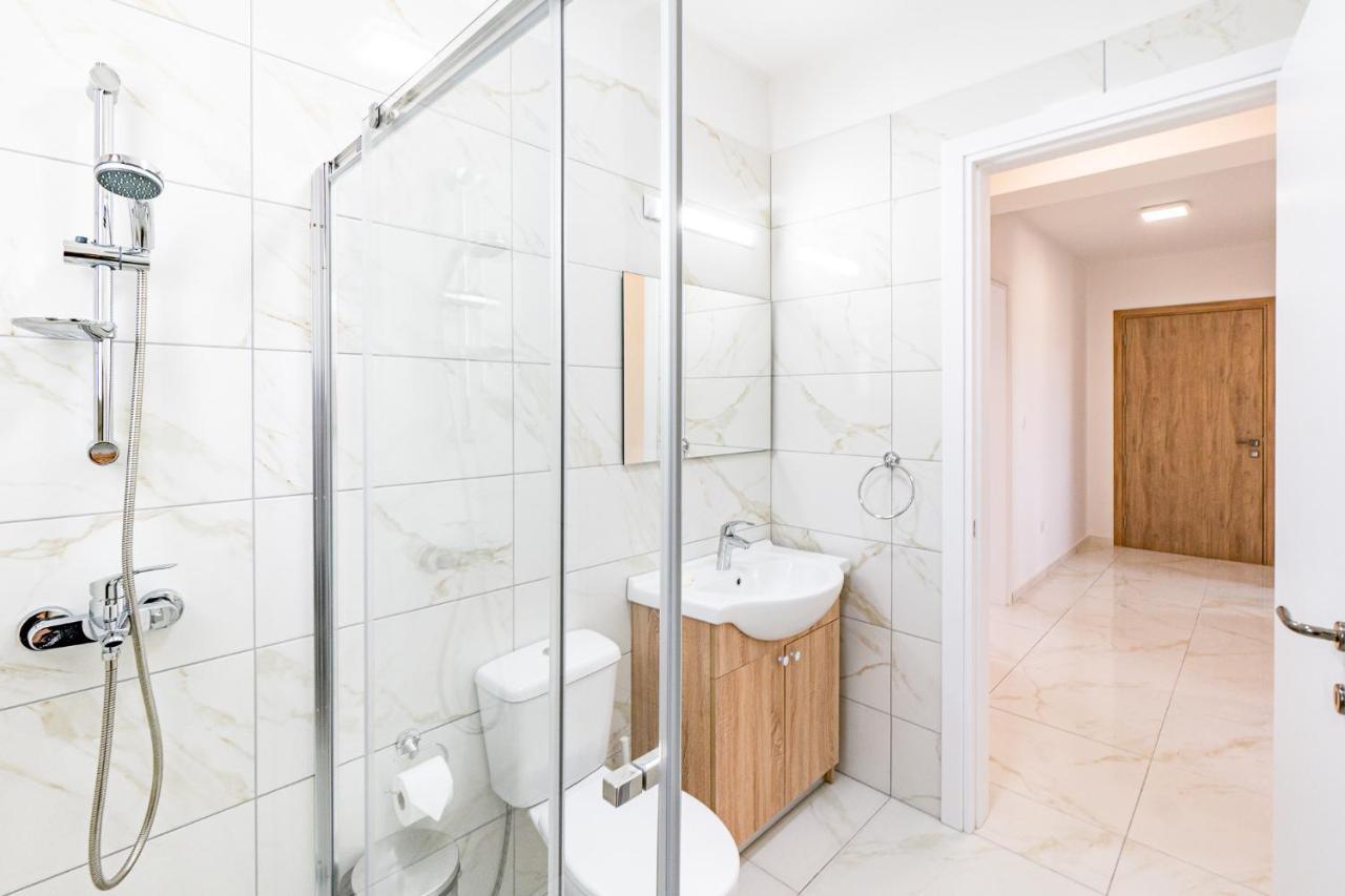 Adolina Apartments By Ezoria Villas Πάφος Εξωτερικό φωτογραφία